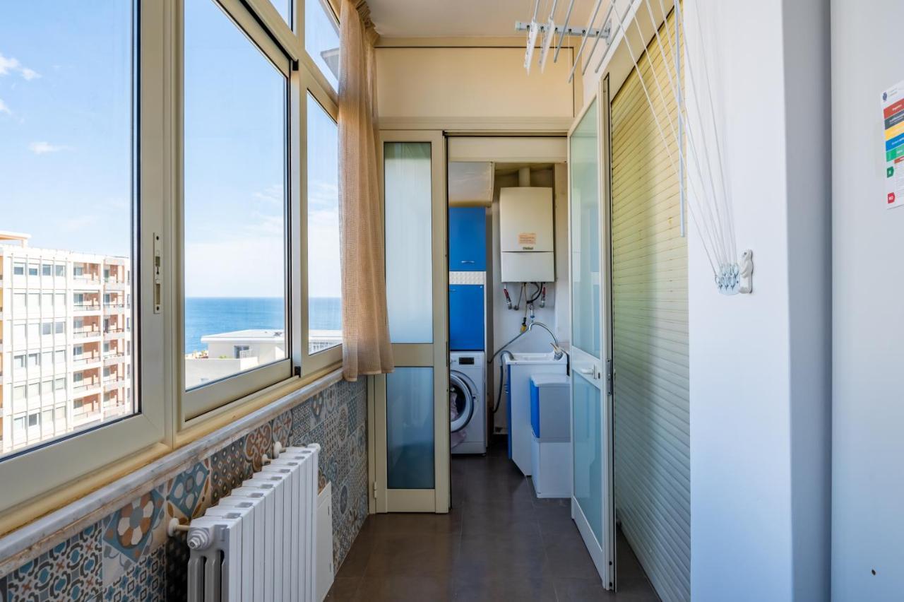 Catania Seaview Apartment With Balcony Catânia Exterior foto